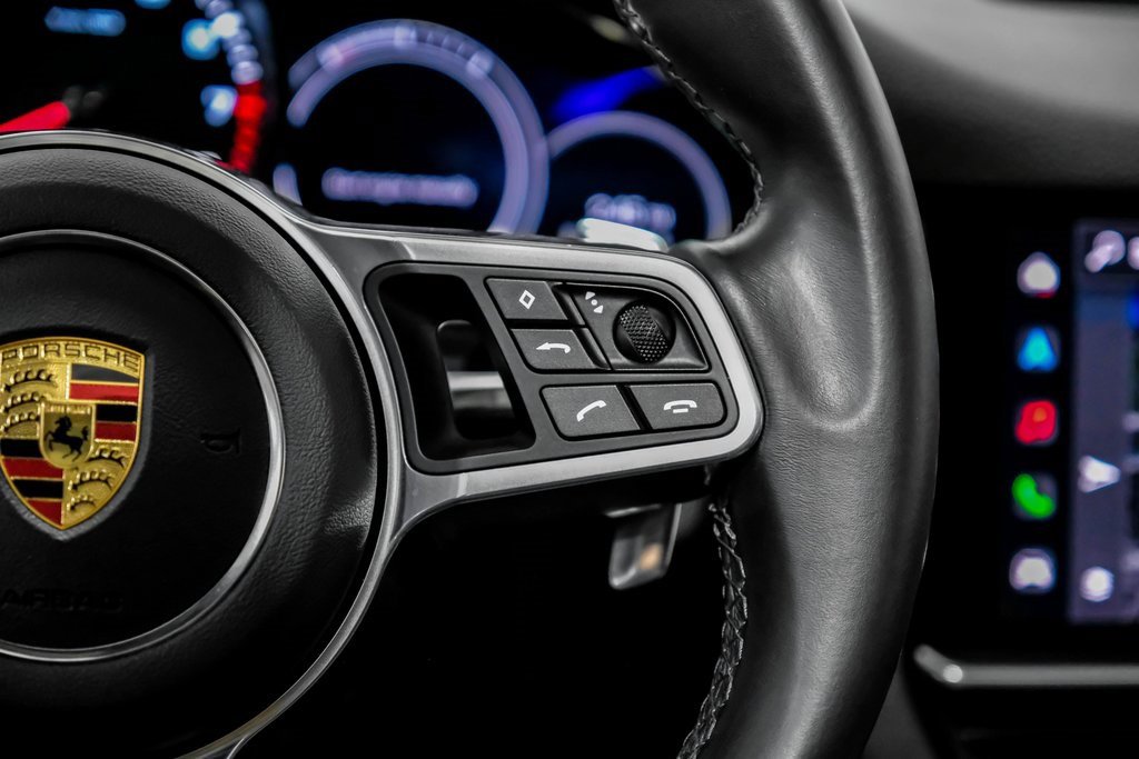 Used 2023 Porsche Cayenne image 18
