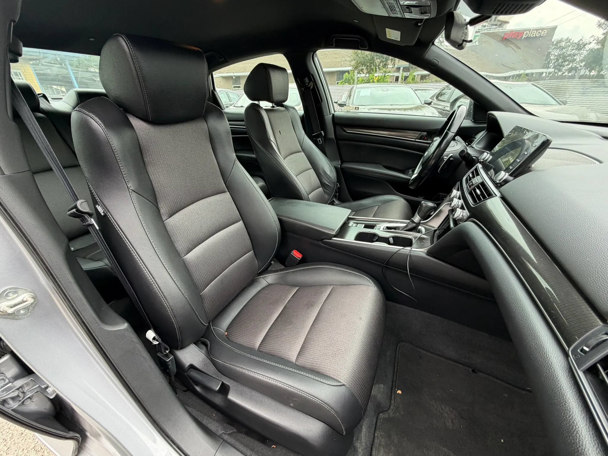 Used 2020 Honda Accord Sport image 12