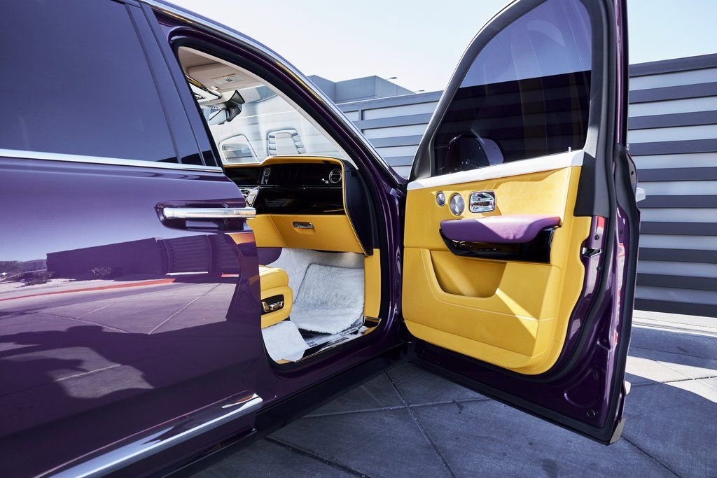 Used 2025 Rolls-Royce Cullinan image 22