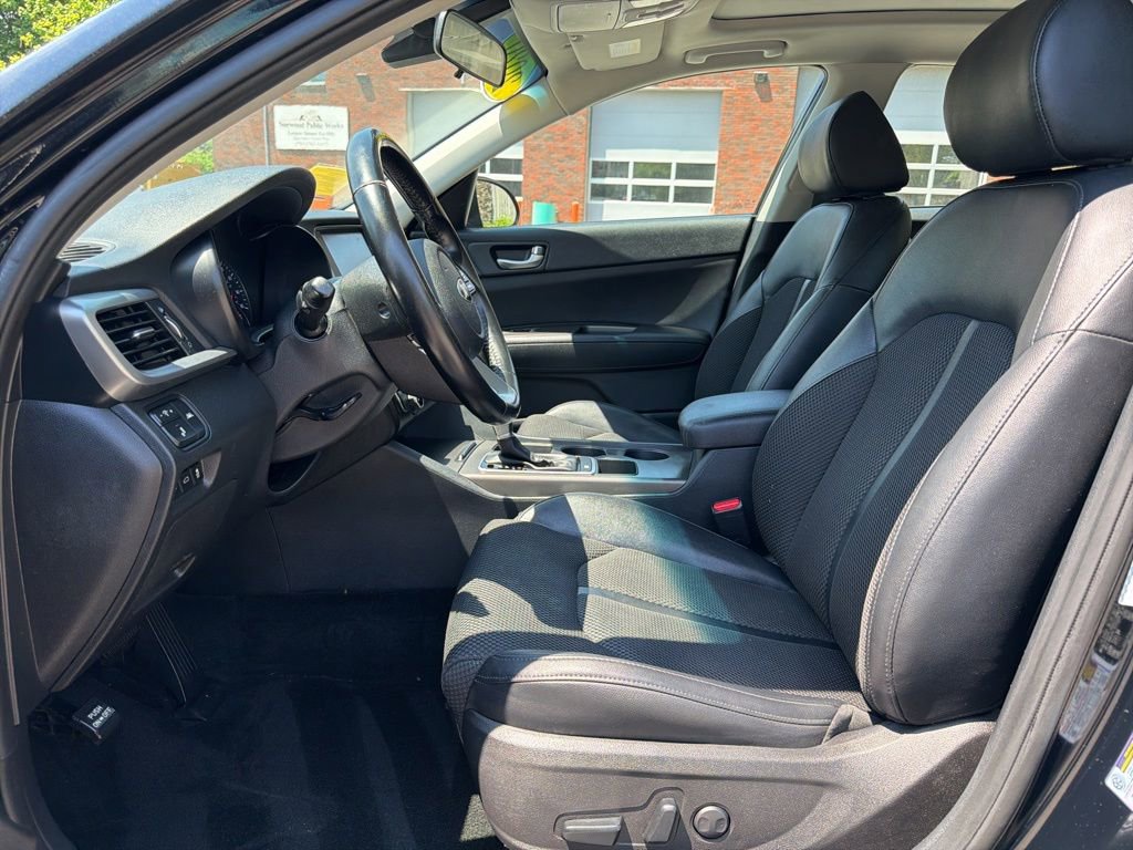 Used 2020 Kia Optima S w/ S Panoramic Sunroof Package FWD image 12