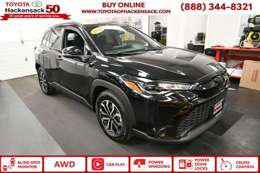 Used 2023 Toyota Corolla Cross AWD Hybrid image 1