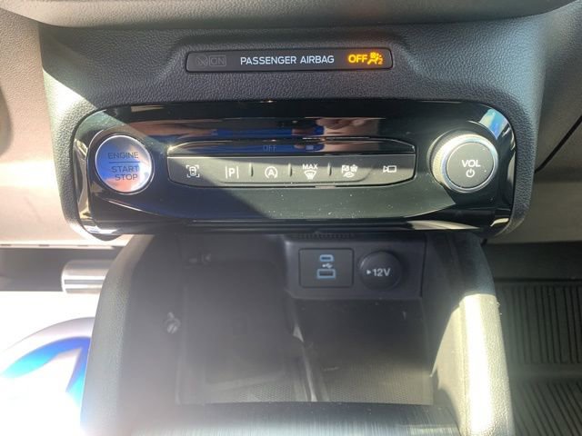 Certified 2023 Ford Escape ST-Line Elite w/ Premium Technology Package AWD/4WD image 32