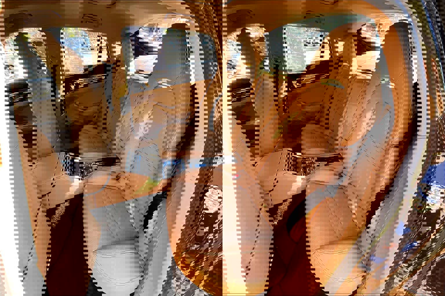 Used 2018 Porsche Panamera image 18