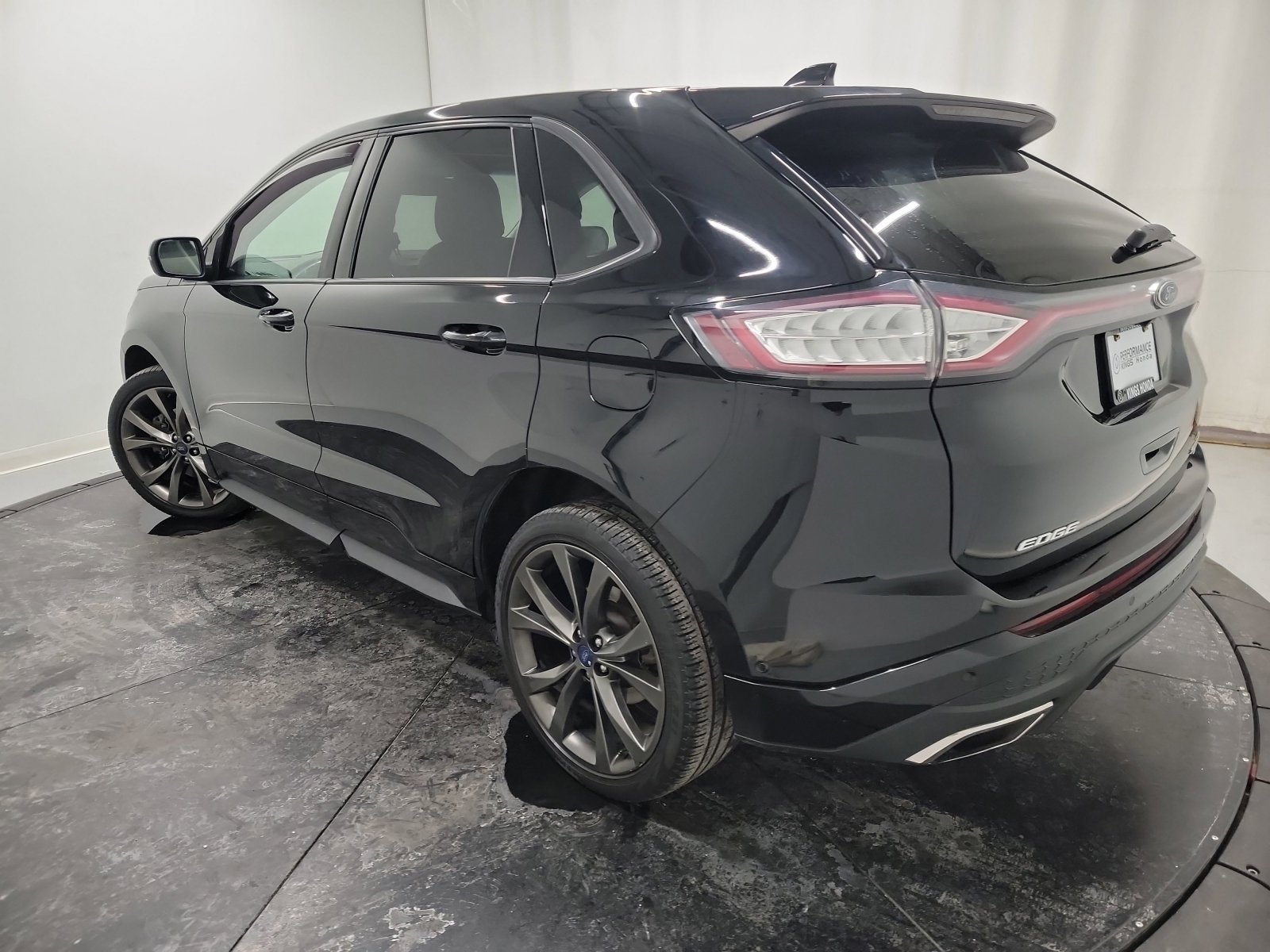 Used 2018 Ford Edge Sport w/ Equipment Group 401A image 6