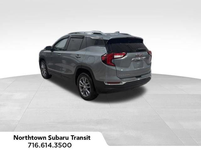Used 2023 GMC Terrain SLT image 3