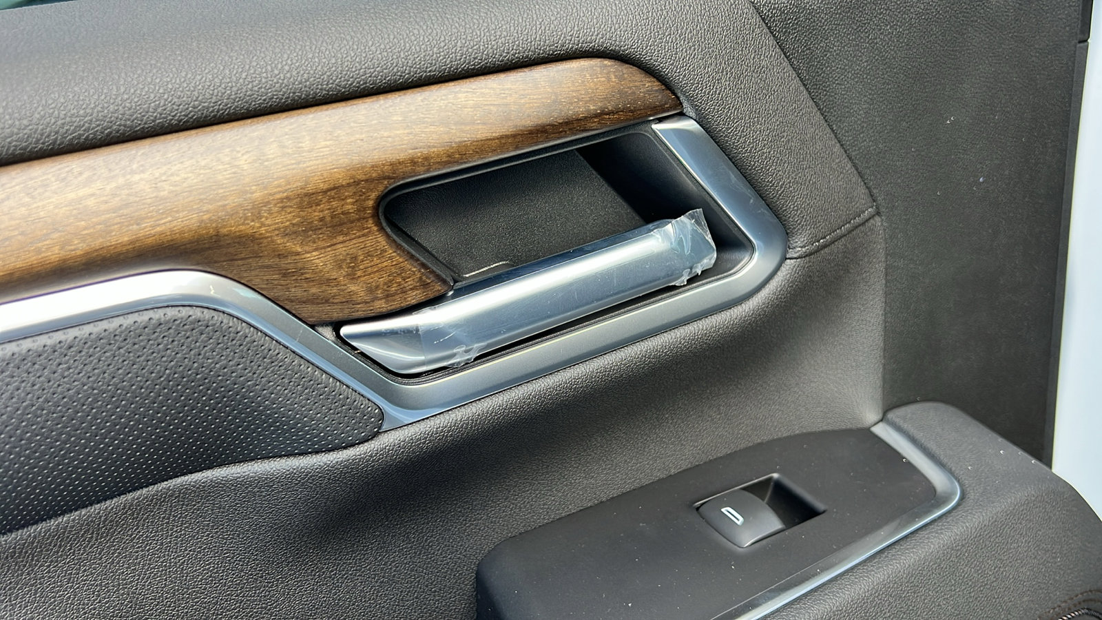 New 2025 Chevrolet Silverado 2500 High Country w/ High Country Premium Package image 14