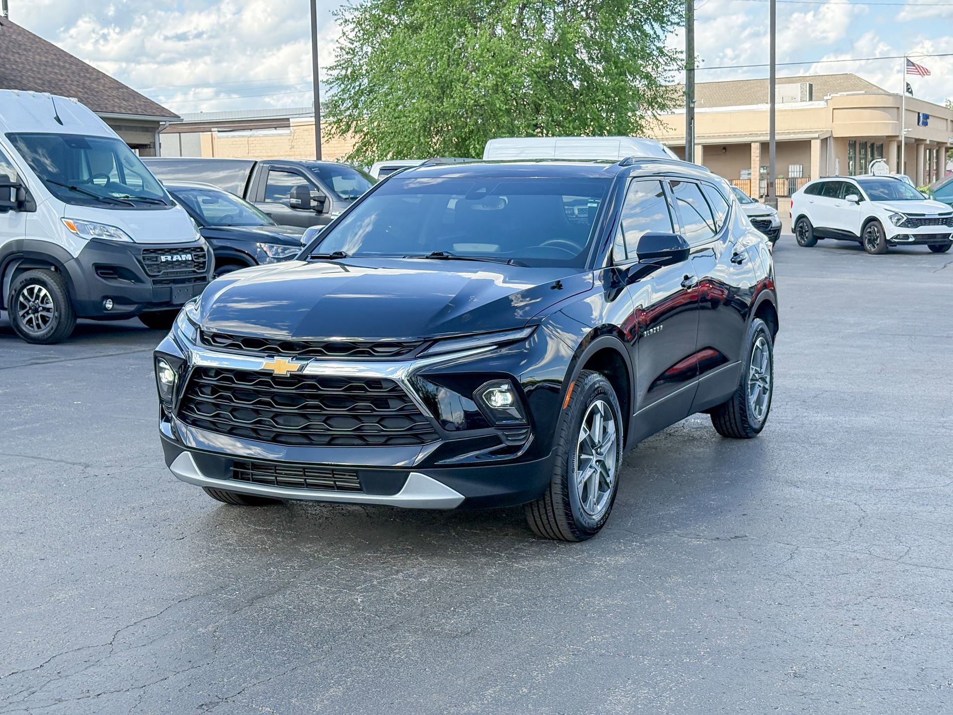 Used 2023 Chevrolet Blazer LT w/ Convenience Package image 4