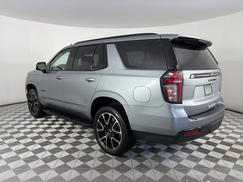 Used 2024 Chevrolet Tahoe RST w/ Luxury Package AWD/4WD image 5