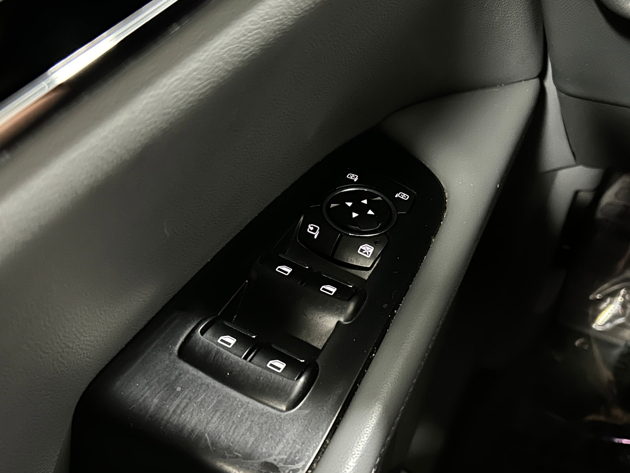 Used 2022 Lincoln Nautilus Reserve image 22