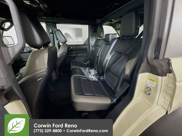 New 2026 Ford Bronco Outer Banks w/ Sasquatch Package AWD/4WD image 26
