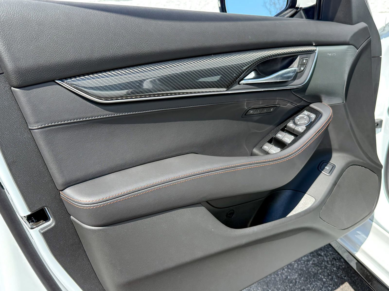 New 2026 Cadillac CT5 V w/ Technology Package AWD/4WD image 16
