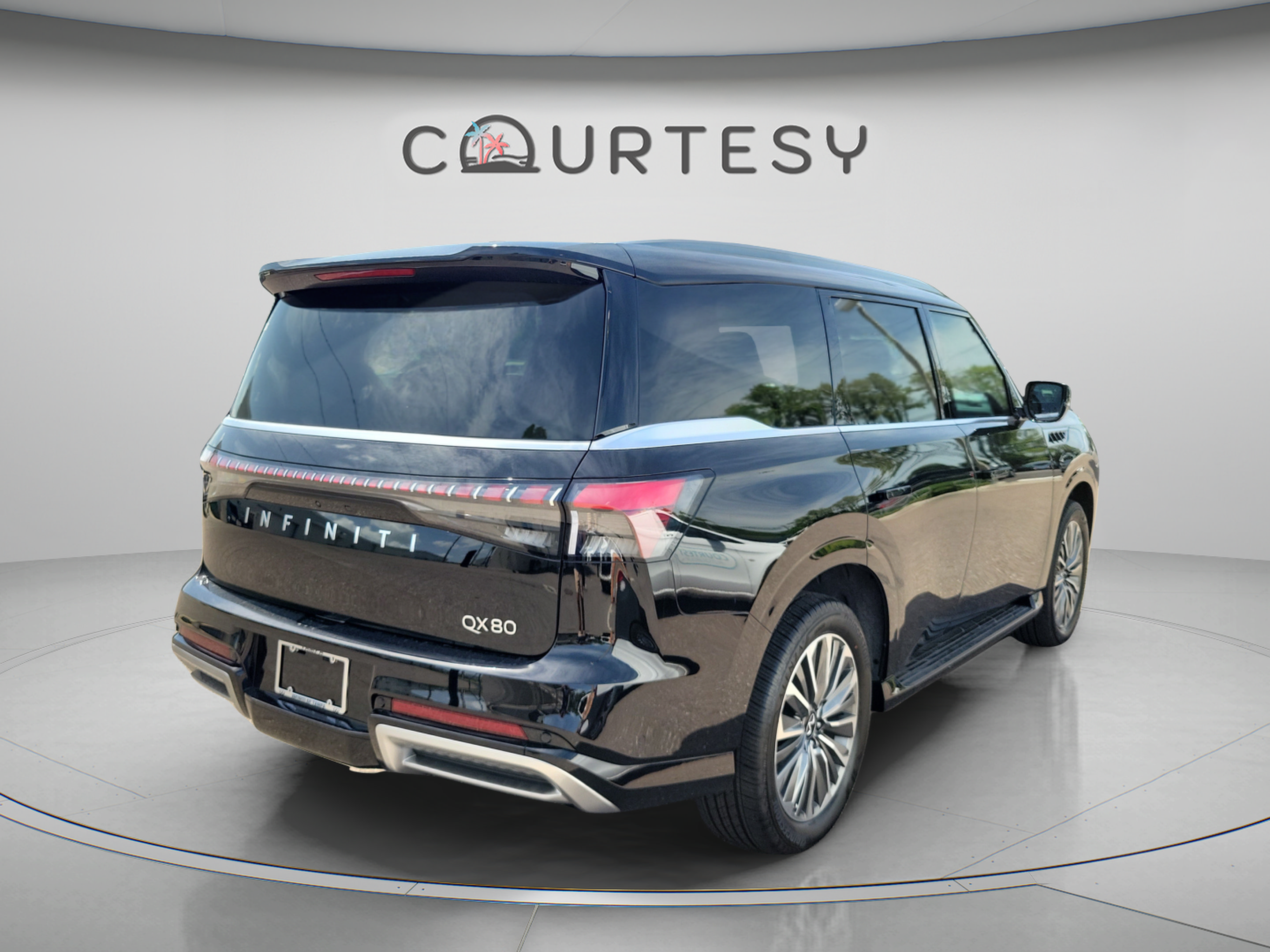 New 2027 INFINITI QX80 Luxe w/ Cargo Package RWD image 3
