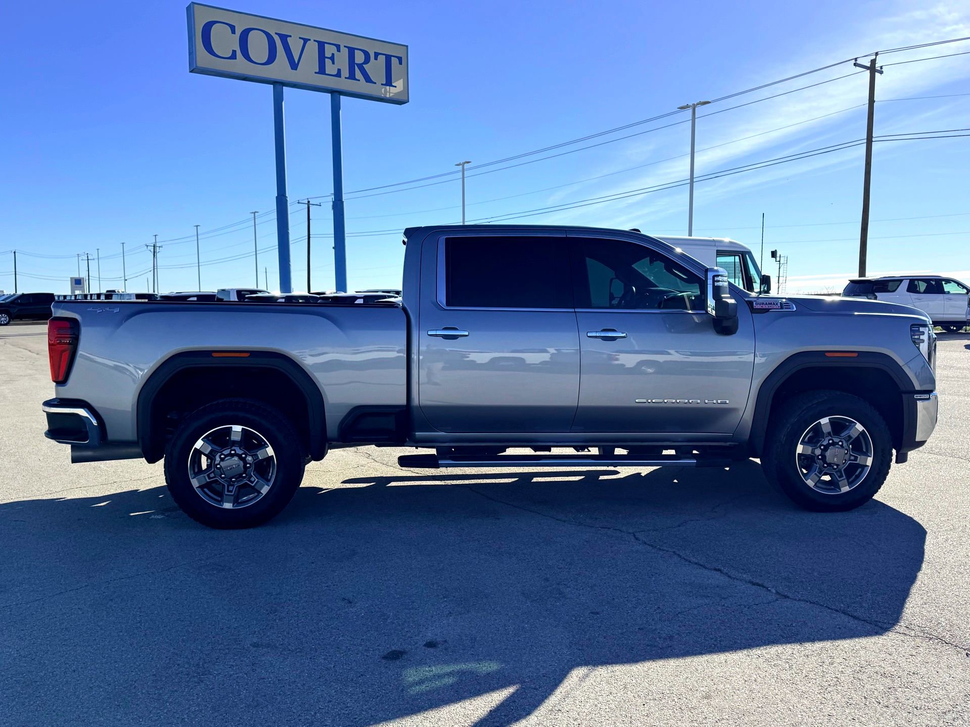 Used 2025 GMC Sierra 2500 SLT w/ SLT Convenience Package image 6