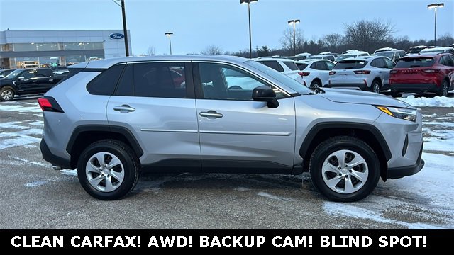 Used 2023 Toyota RAV4 LE image 24