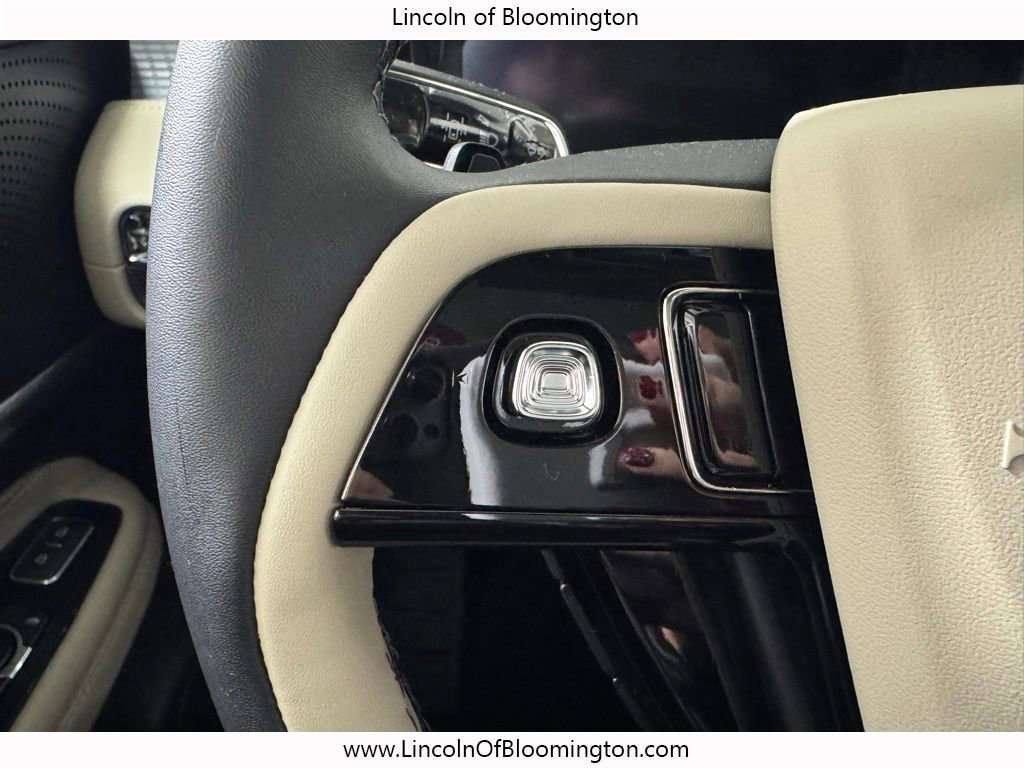 New 2026 Lincoln Corsair Premiere image 27