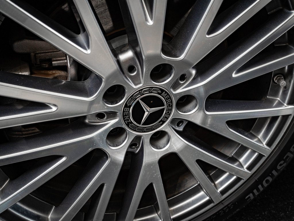 Certified 2025 Mercedes-Benz CLA 250 4MATIC image 8