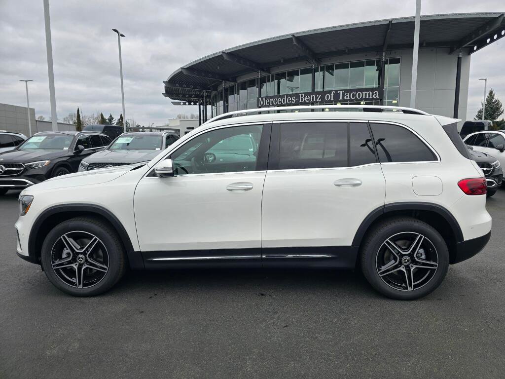 New 2026 Mercedes-Benz GLB 250 4MATIC image 3