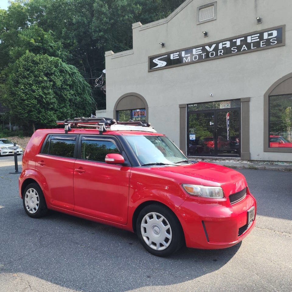 Used 2009 Scion xB image 1
