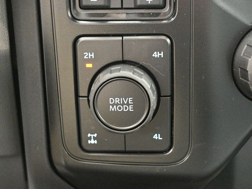 New 2026 Ford F350 XL w/ FX4 Off-Road Package image 18