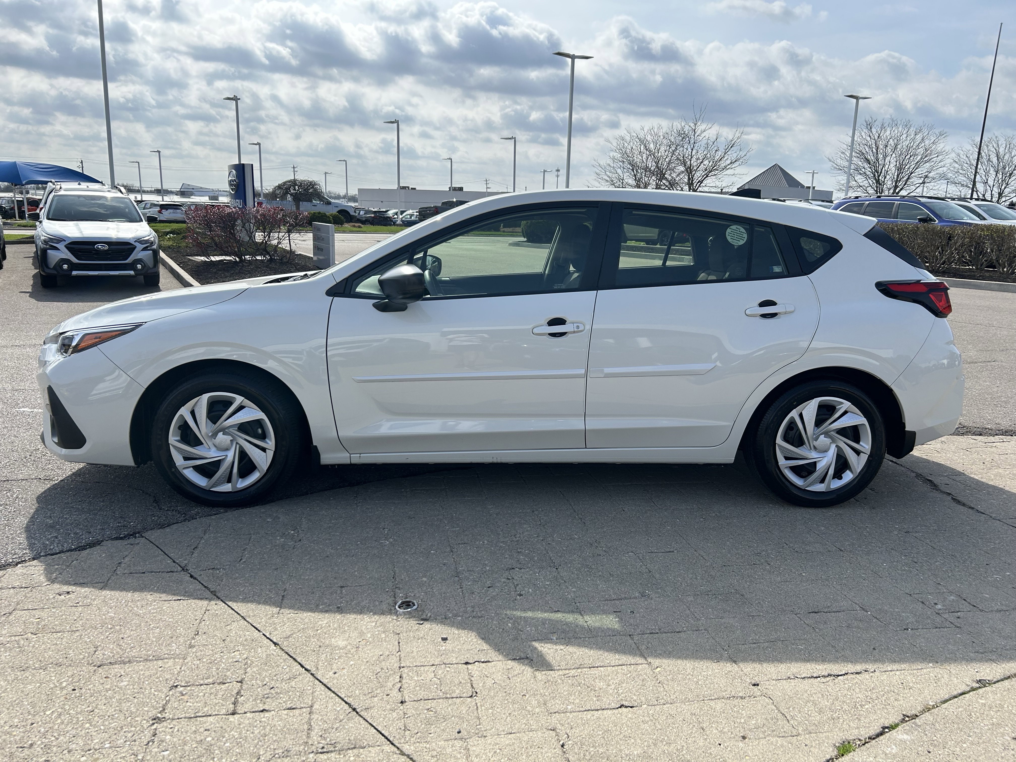 Used 2025 Subaru Impreza 2.0i image 4