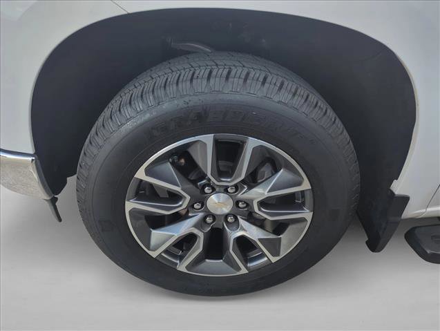 Used 2024 Chevrolet Silverado 1500 LT w/ Leather Package image 22