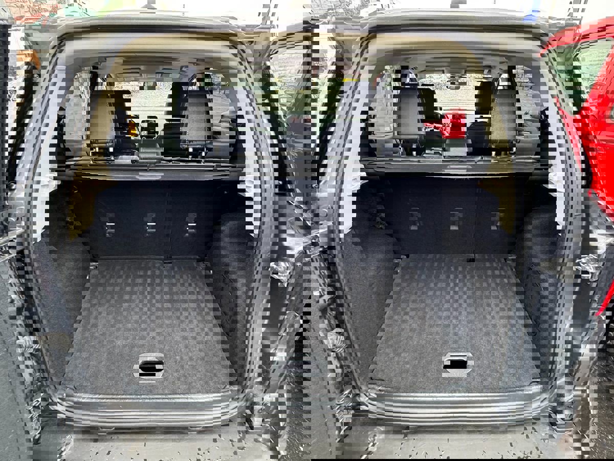 Used 2018 Ford EcoSport Titanium w/ Titanium Cold Weather Package image 13