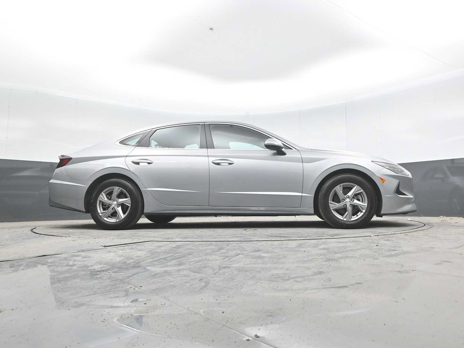 Used 2023 Hyundai Sonata SE FWD image 46