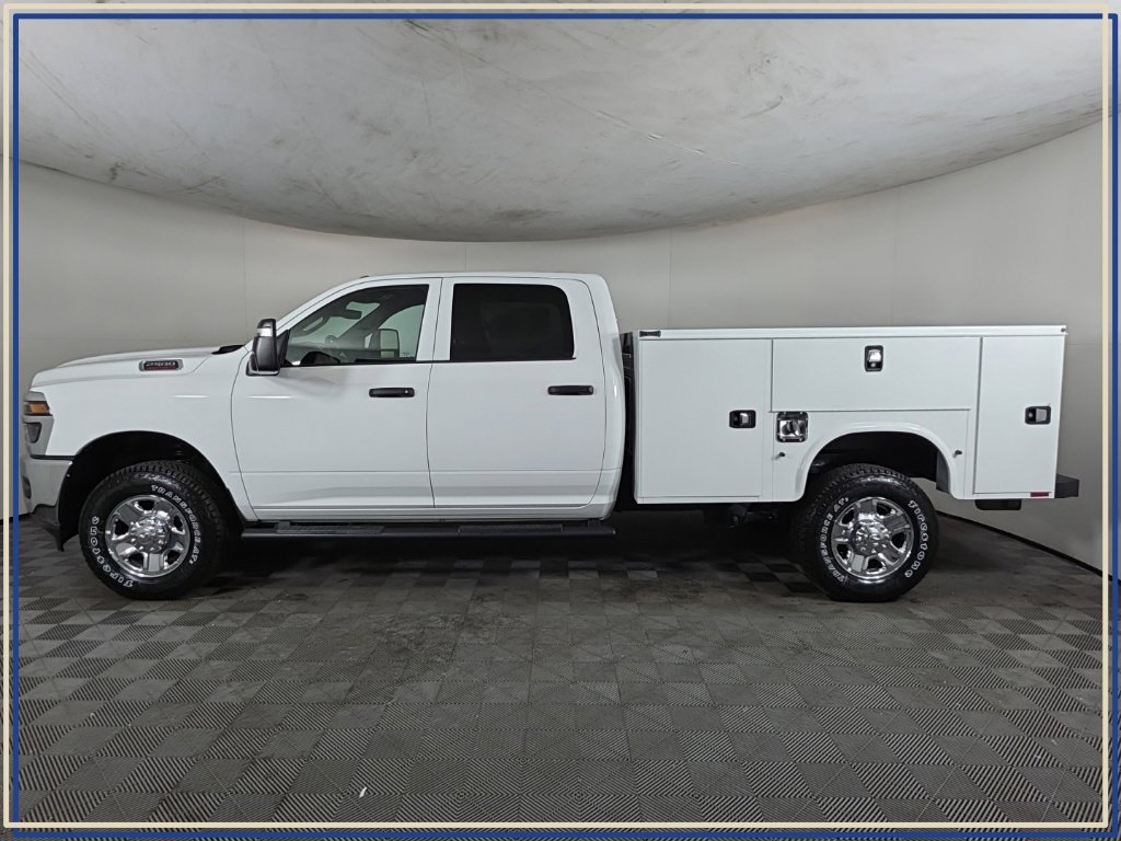 New 2026 RAM 2500 Tradesman AWD/4WD image 8