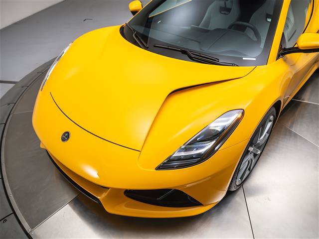 Used 2025 Lotus Emira RWD image 9