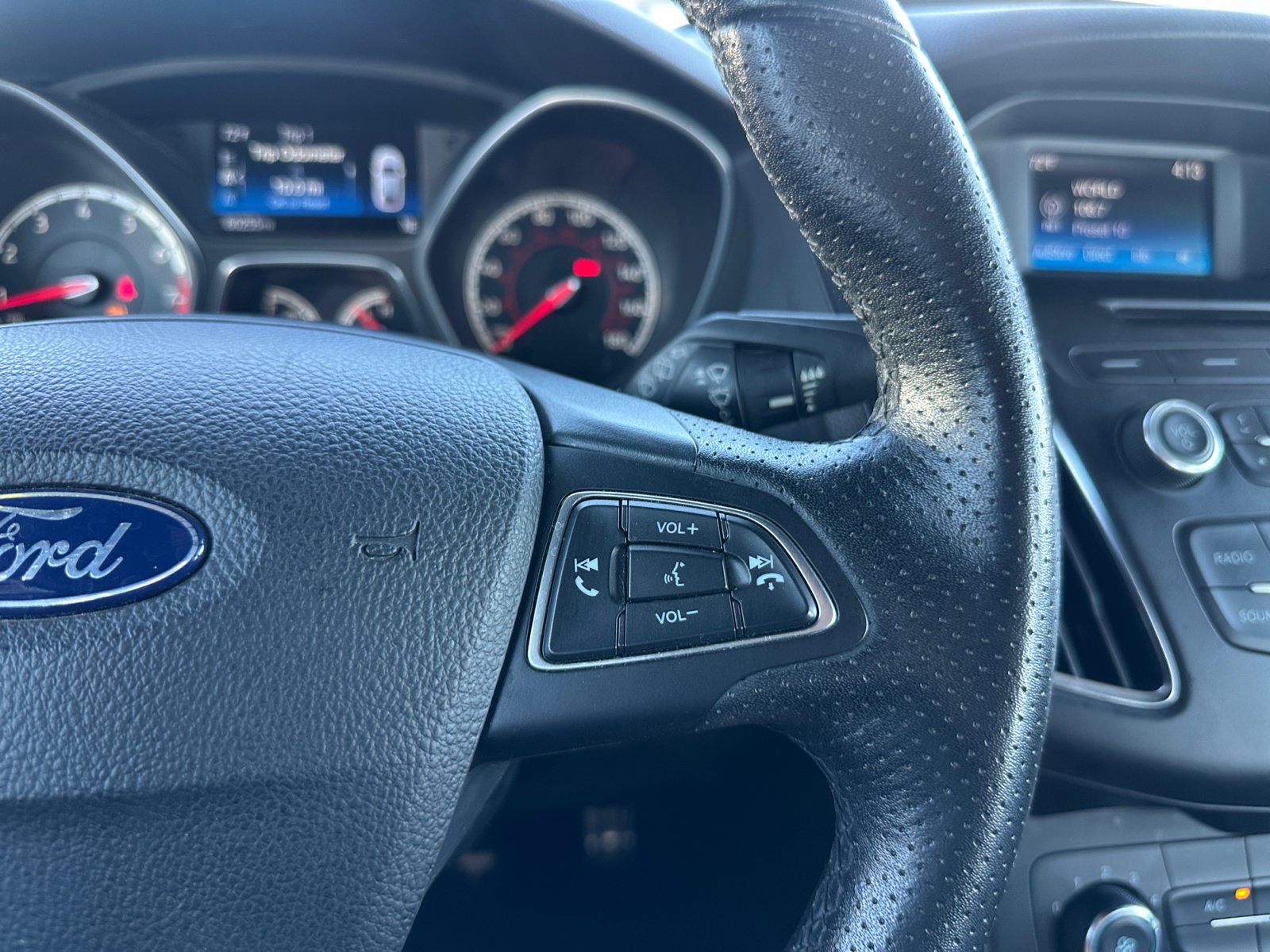 Used 2016 Ford Focus ST FWD image 20