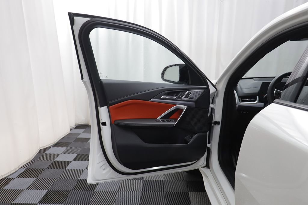 Certified 2025 BMW X2 M35i image 4