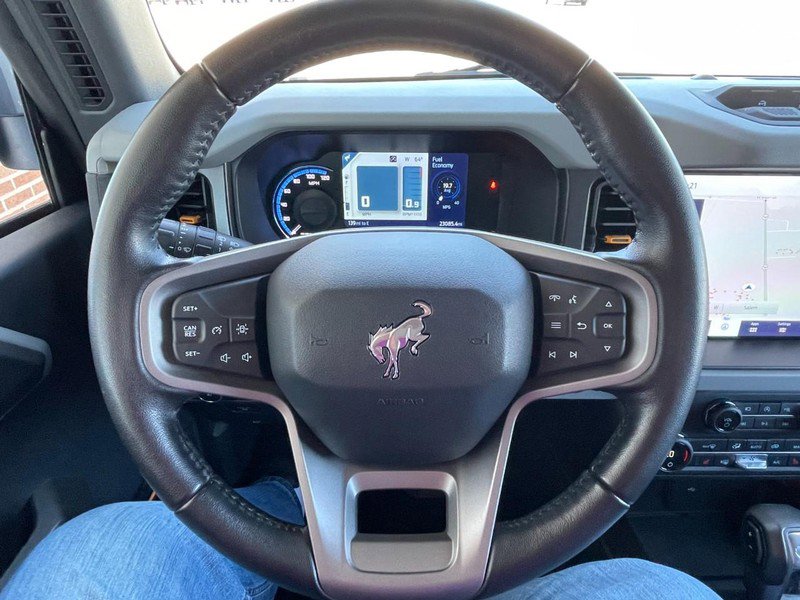 Used 2023 Ford Bronco Badlands image 27