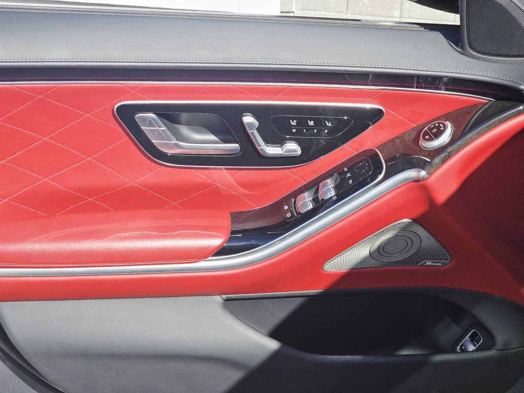 Used 2023 Mercedes-Benz S 580 4MATIC Sedan w/ AMG Line image 21