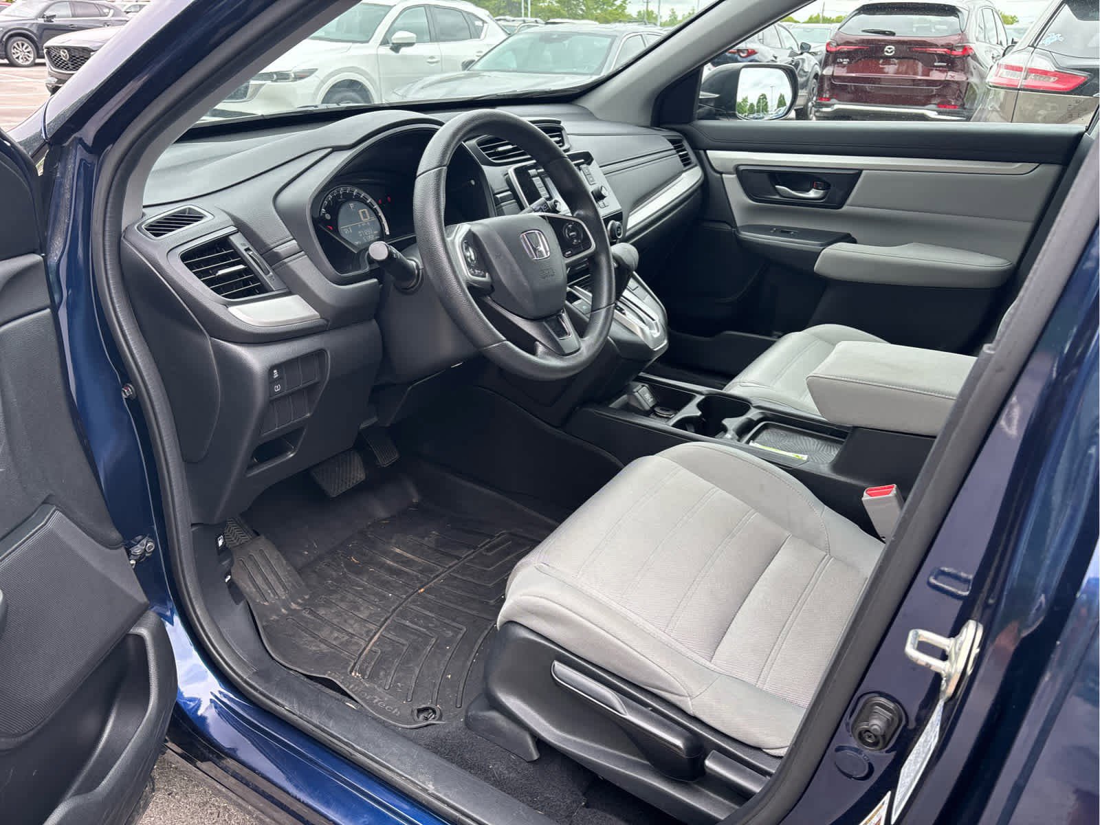 Used 2019 Honda CR-V LX image 6