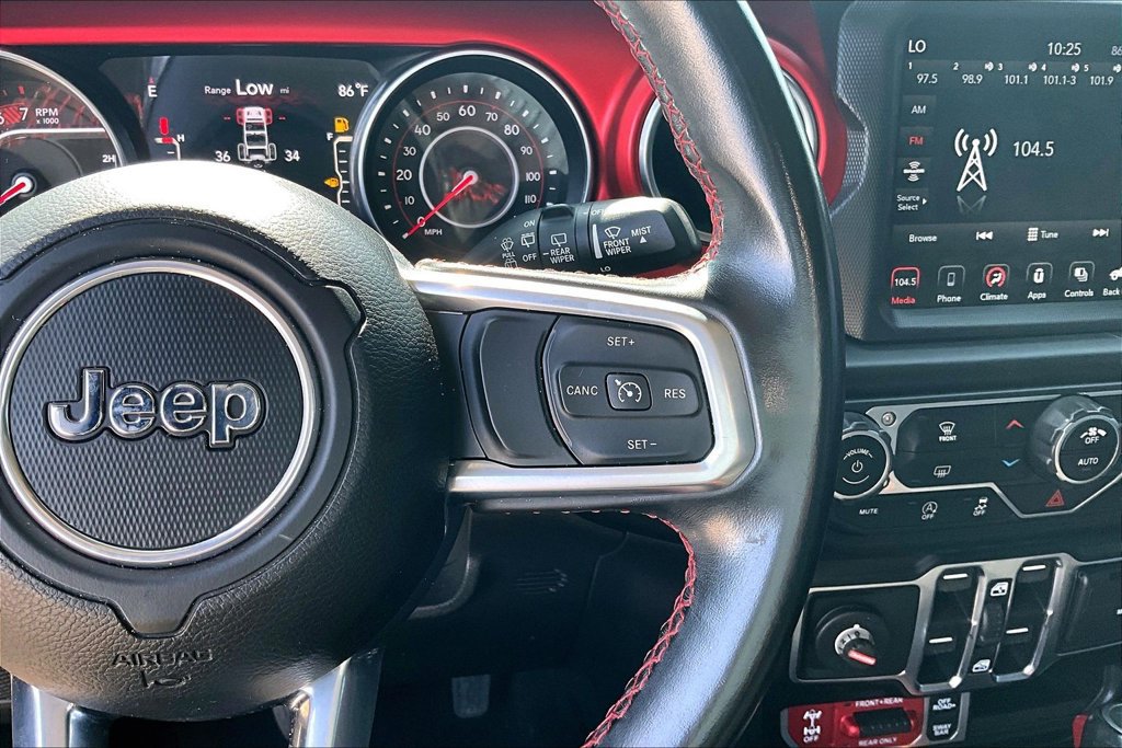 Used 2021 Jeep Wrangler Unlimited Rubicon AWD/4WD image 16