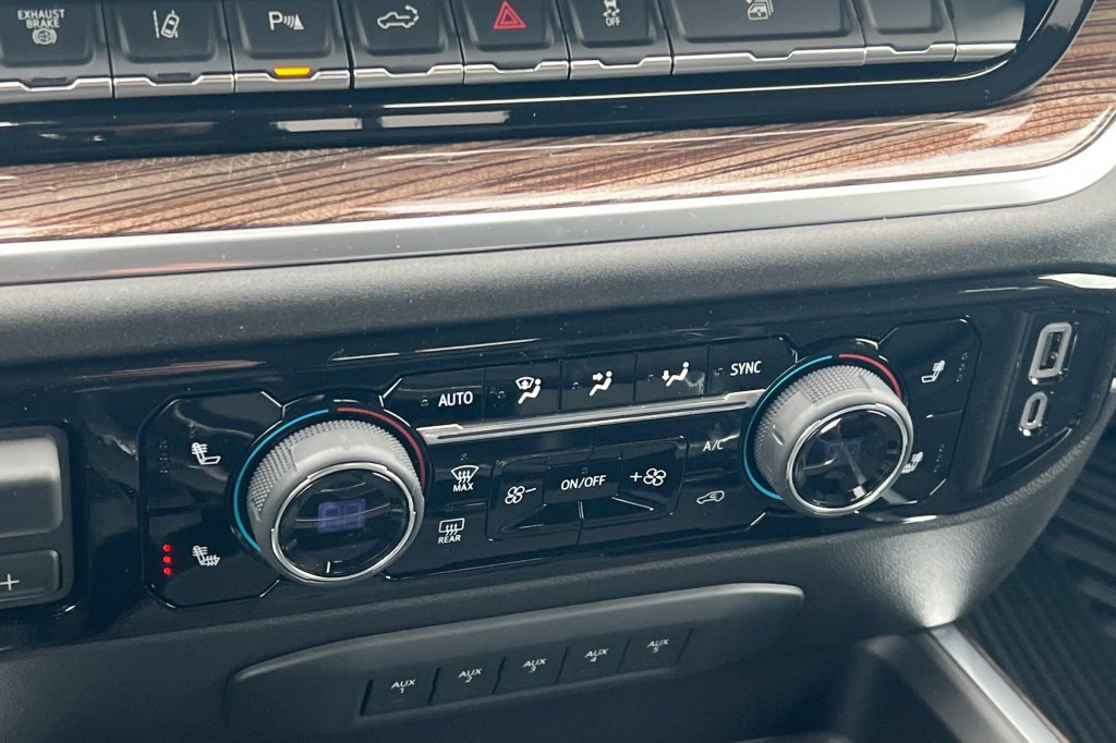 New 2026 Chevrolet Silverado 3500 LT w/ All Star Edition image 17