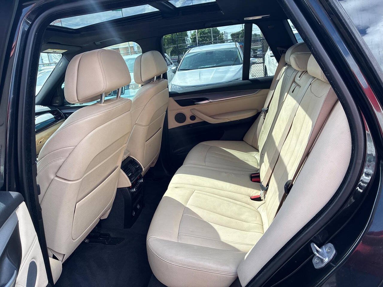 Used 2018 BMW X5 sDrive35i w/ M Sport Package RWD image 10