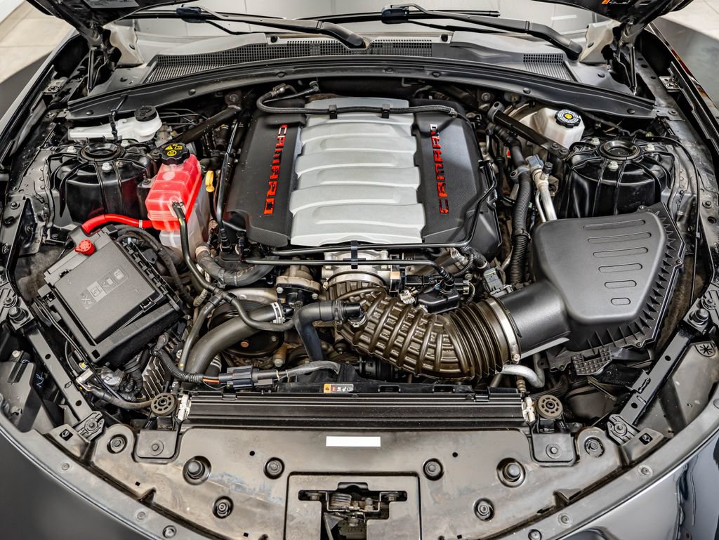 Used 2019 Chevrolet Camaro SS RWD image 44
