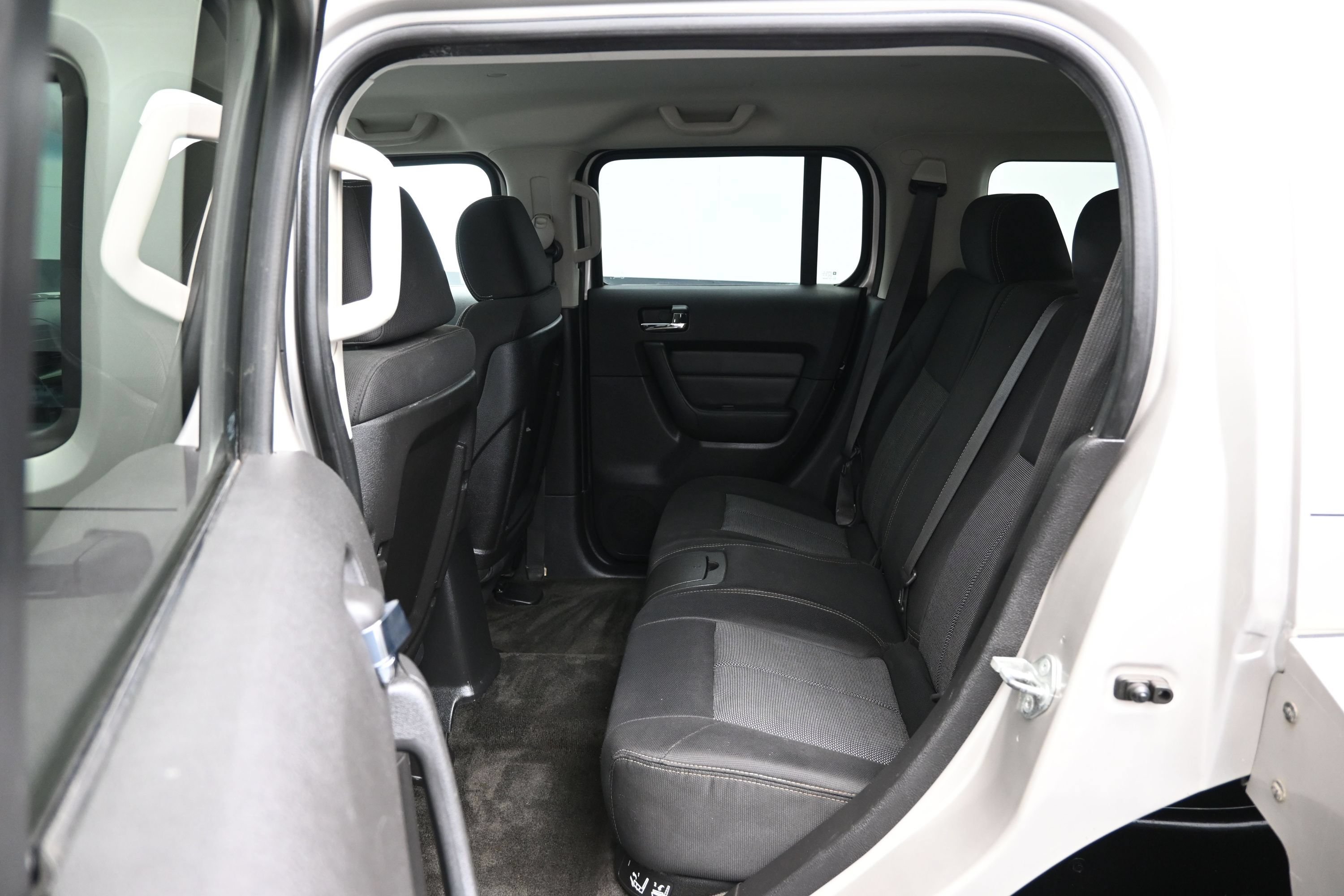 Used 2007 HUMMER H3 AWD/4WD image 11