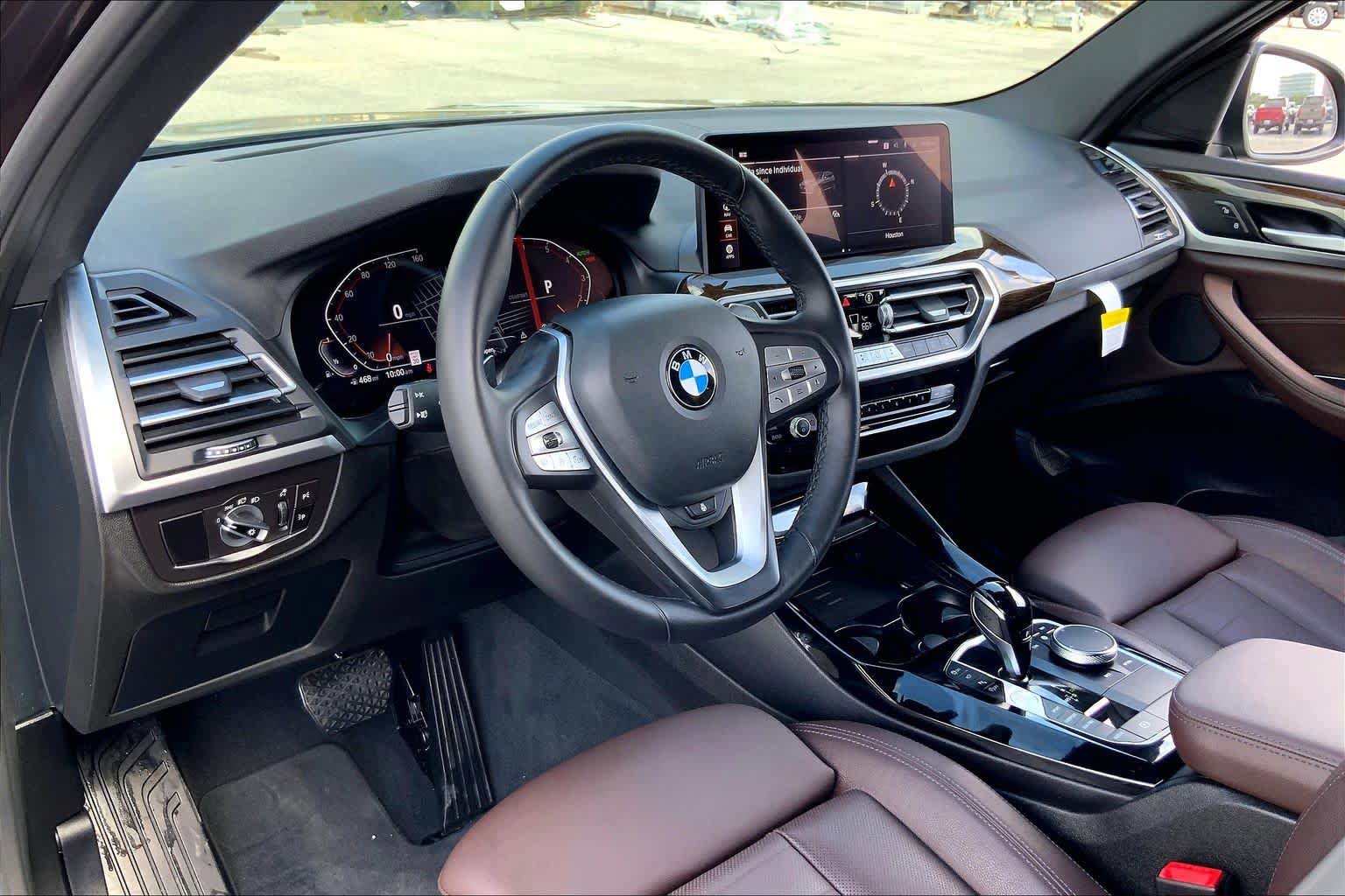 Used 2024 BMW X3 sDrive30i w/ Premium Package image 17