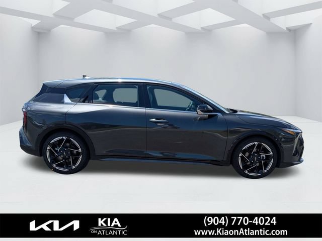 New 2026 Kia K4 GT-Line Turbo w/ GT-Line Premium Package FWD image 2