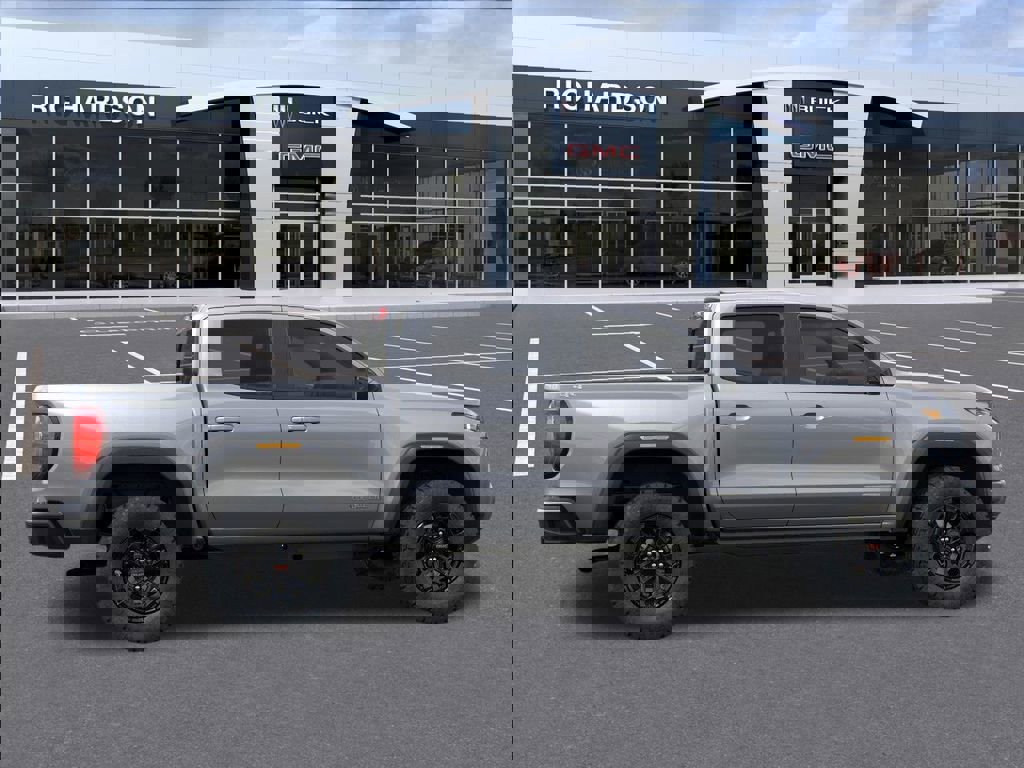 New 2026 GMC Canyon Elevation image 5