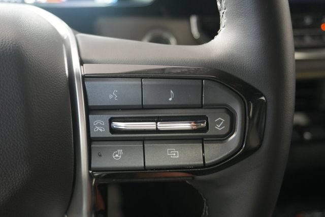 Used 2024 Chevrolet Colorado ZR2 w/ ZR2 Convenience Package III AWD/4WD image 16