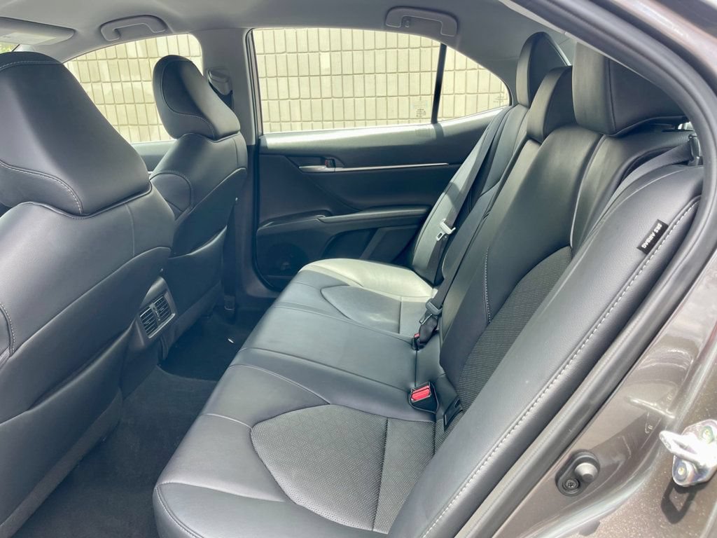 Used 2024 Toyota Camry XSE FWD image 9