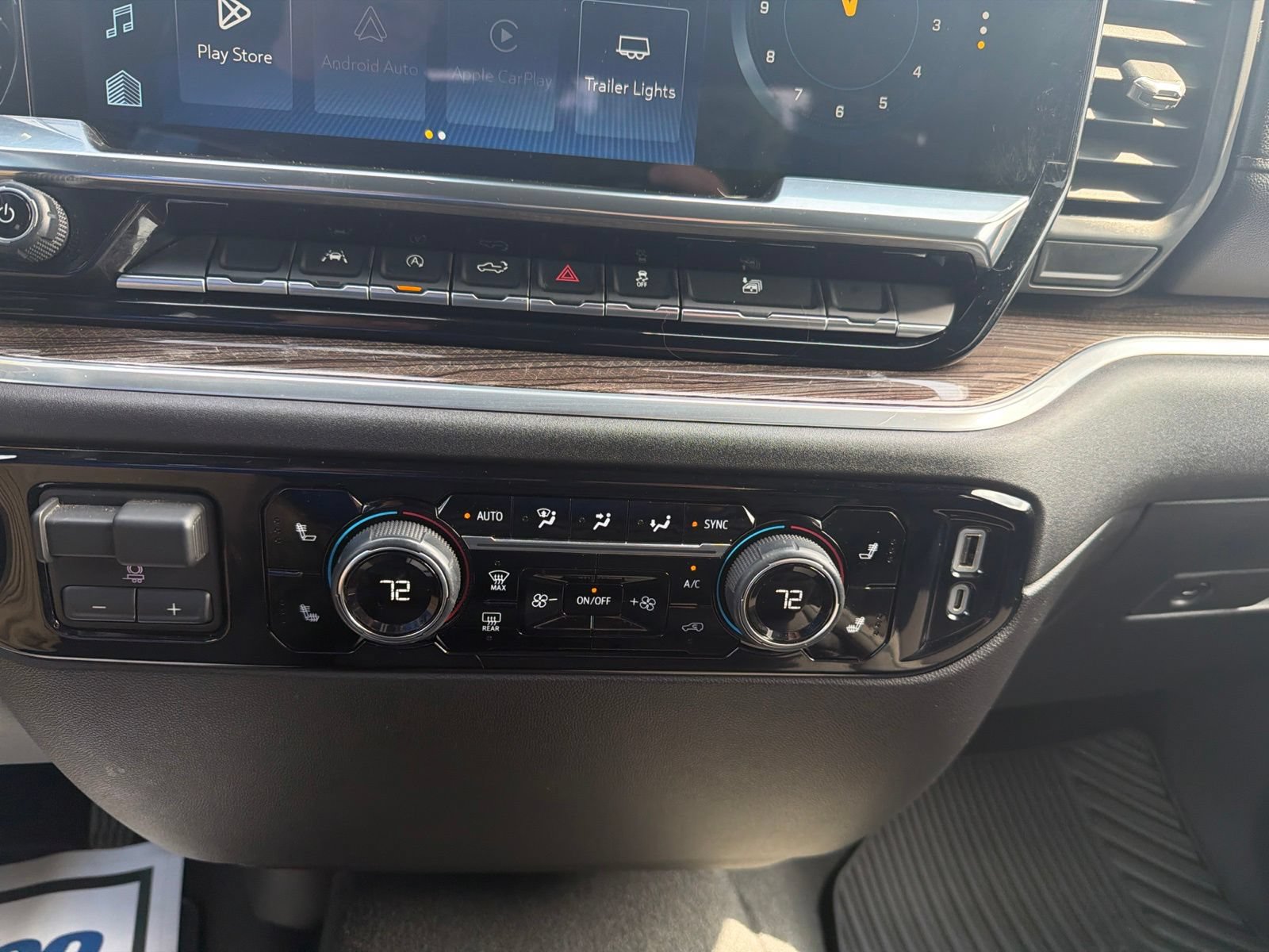 Used 2026 Chevrolet Silverado 1500 LT AWD/4WD image 15