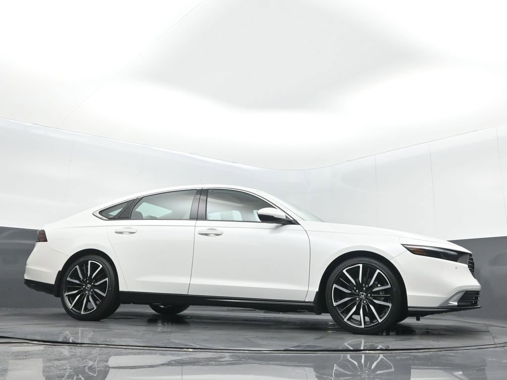 Certified 2023 Honda Accord Touring image 29