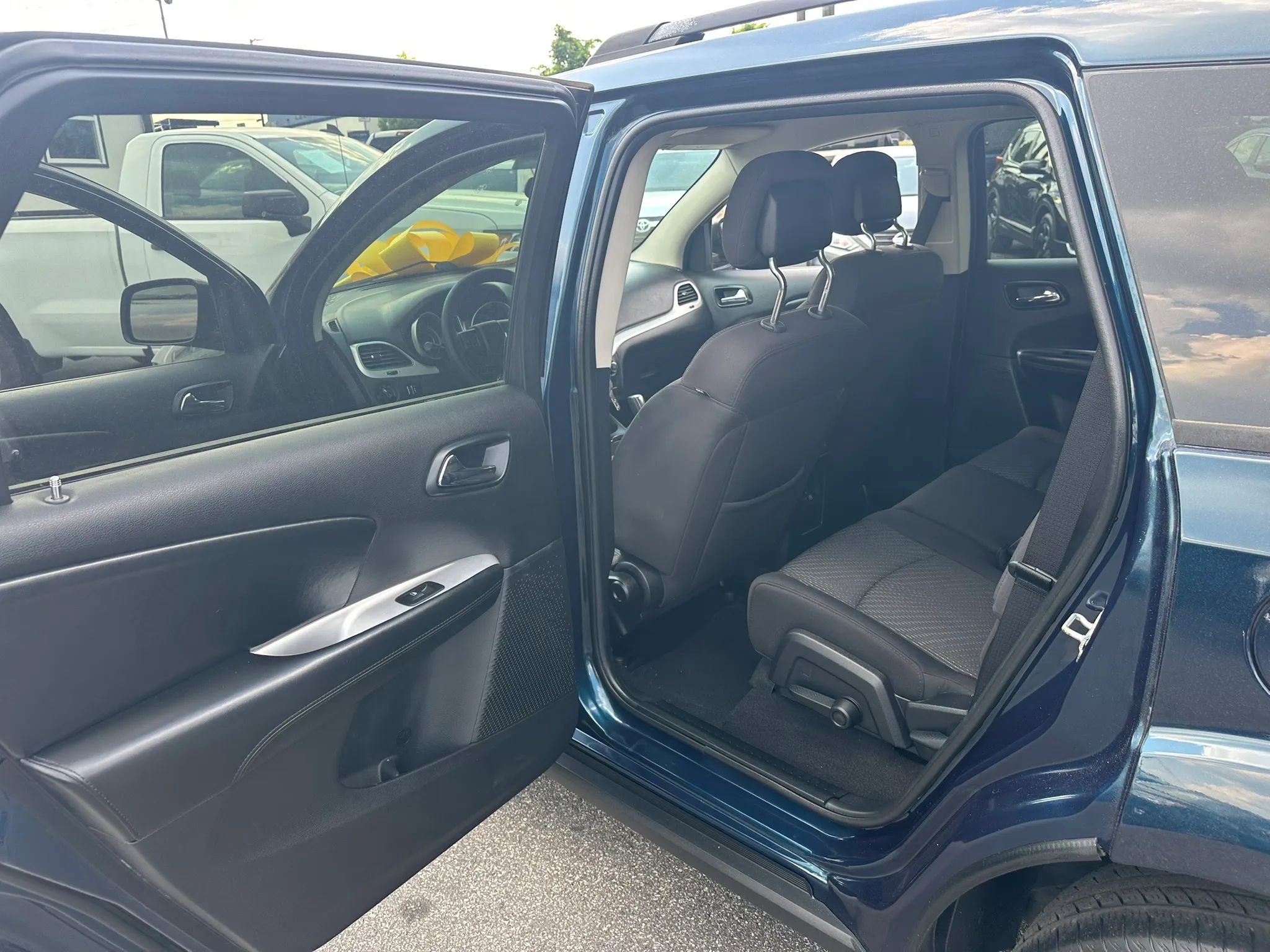 Used 2013 Dodge Journey SXT FWD image 19