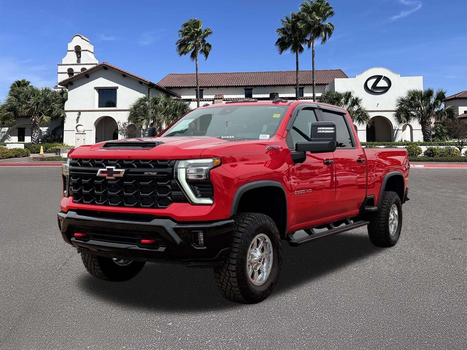 Used 2025 Chevrolet Silverado 2500 ZR2 w/ Technology Package image 5