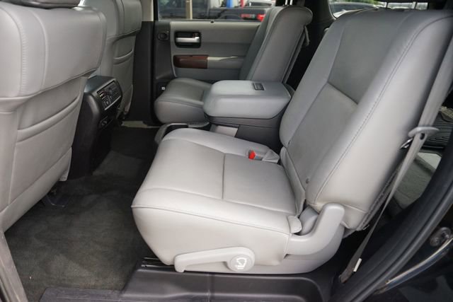 Used 2015 Toyota Sequoia Platinum AWD/4WD image 13