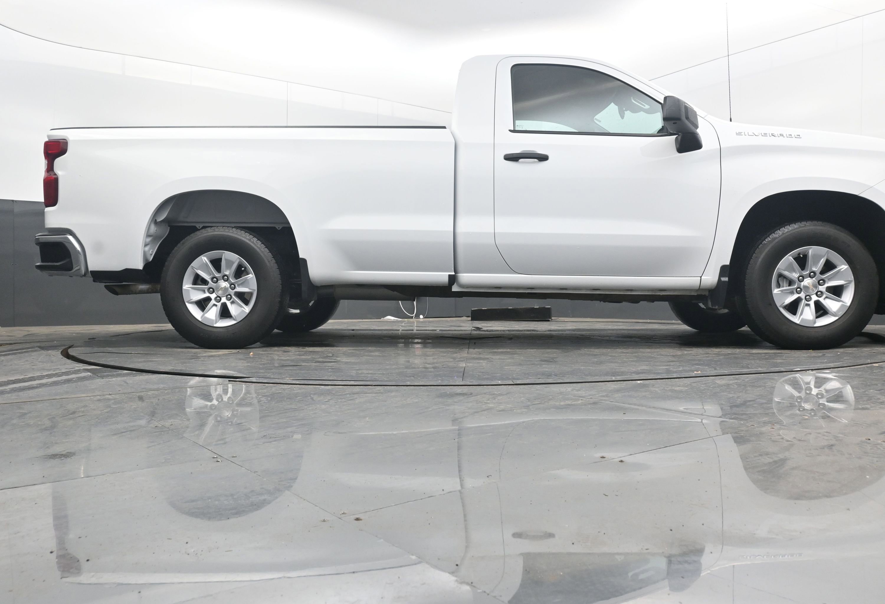 Certified 2024 Chevrolet Silverado 1500 W/T w/ WT Fleet Convenience Package image 28